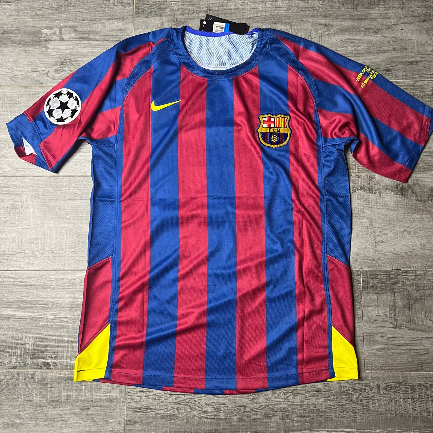 🔵🔴 2005-06 – FC Barcelona Heim Retro Trikot | Ronaldinho #10 – Größe XL