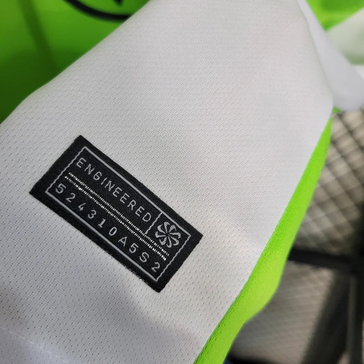 VfL Wolfsburg Home Trikot 2023-2024