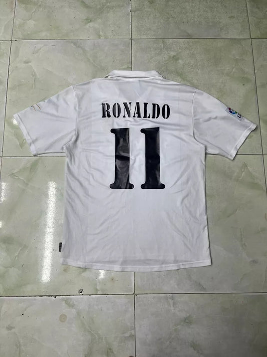 Retro Real Madrid Trikot 2002 – Original – Größe M – Ronaldo Vintage Jersey